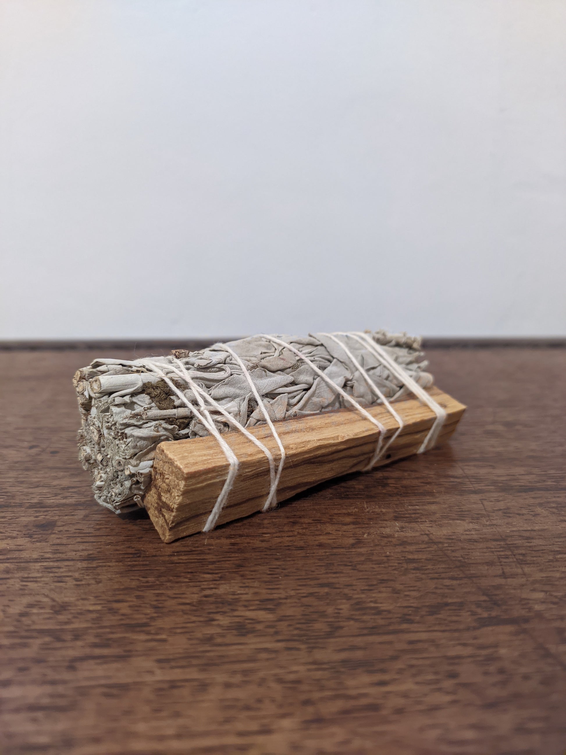 Smudge Stick - White Sage & Palo Santo Smudge 10 cm