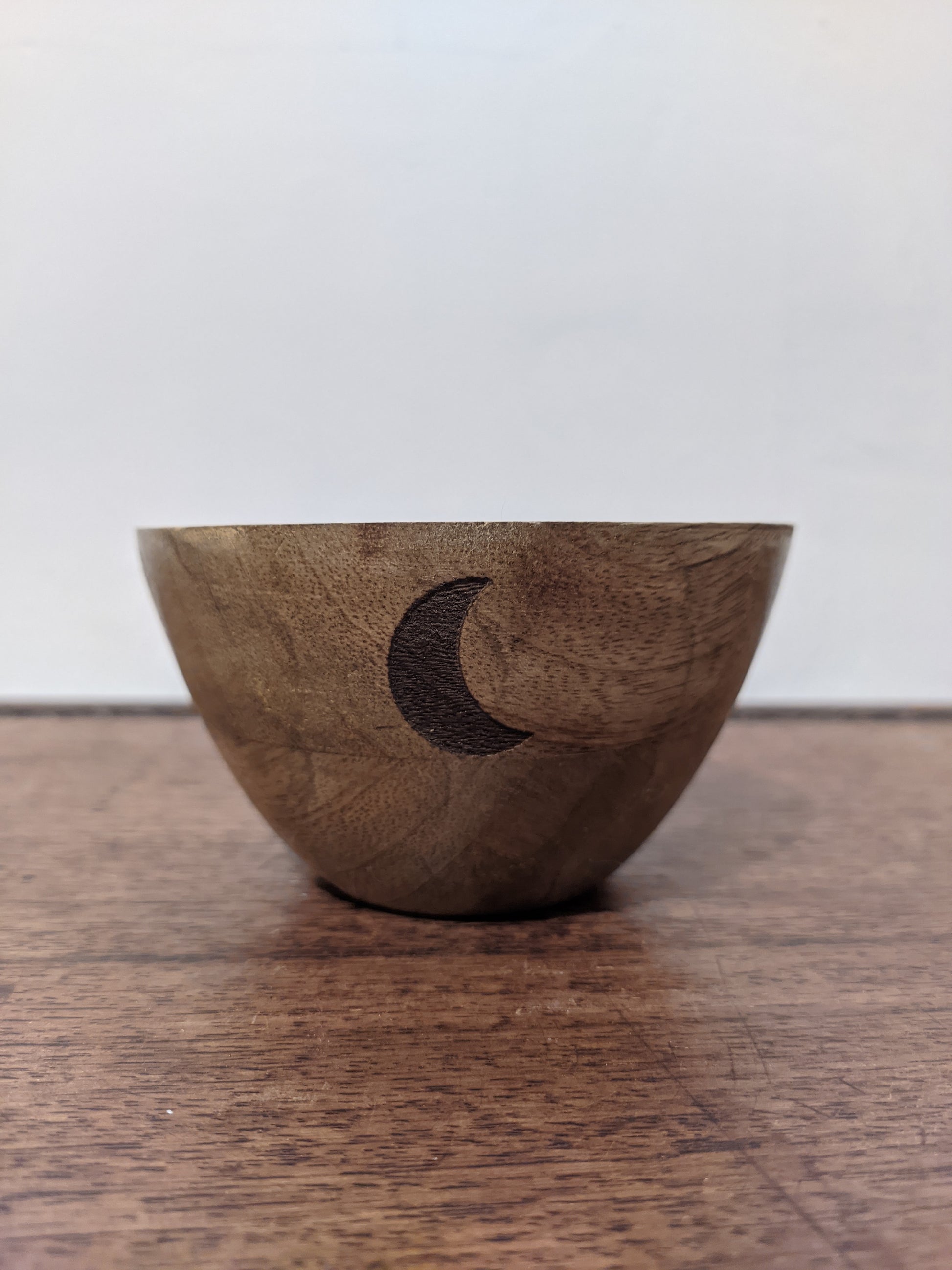 Mango Wood Ritual Bowl - Crescent Moons