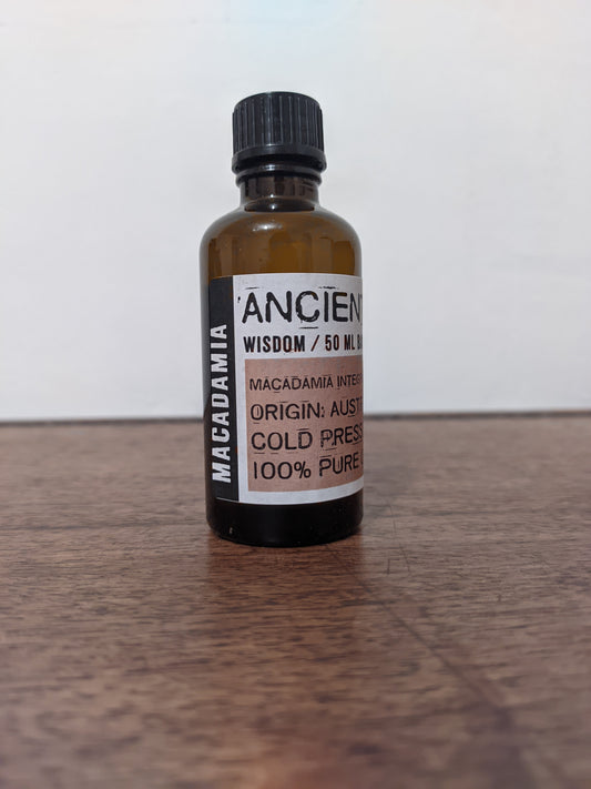 Cold Pressed Macadamia Carrier/Base Oil 50ml