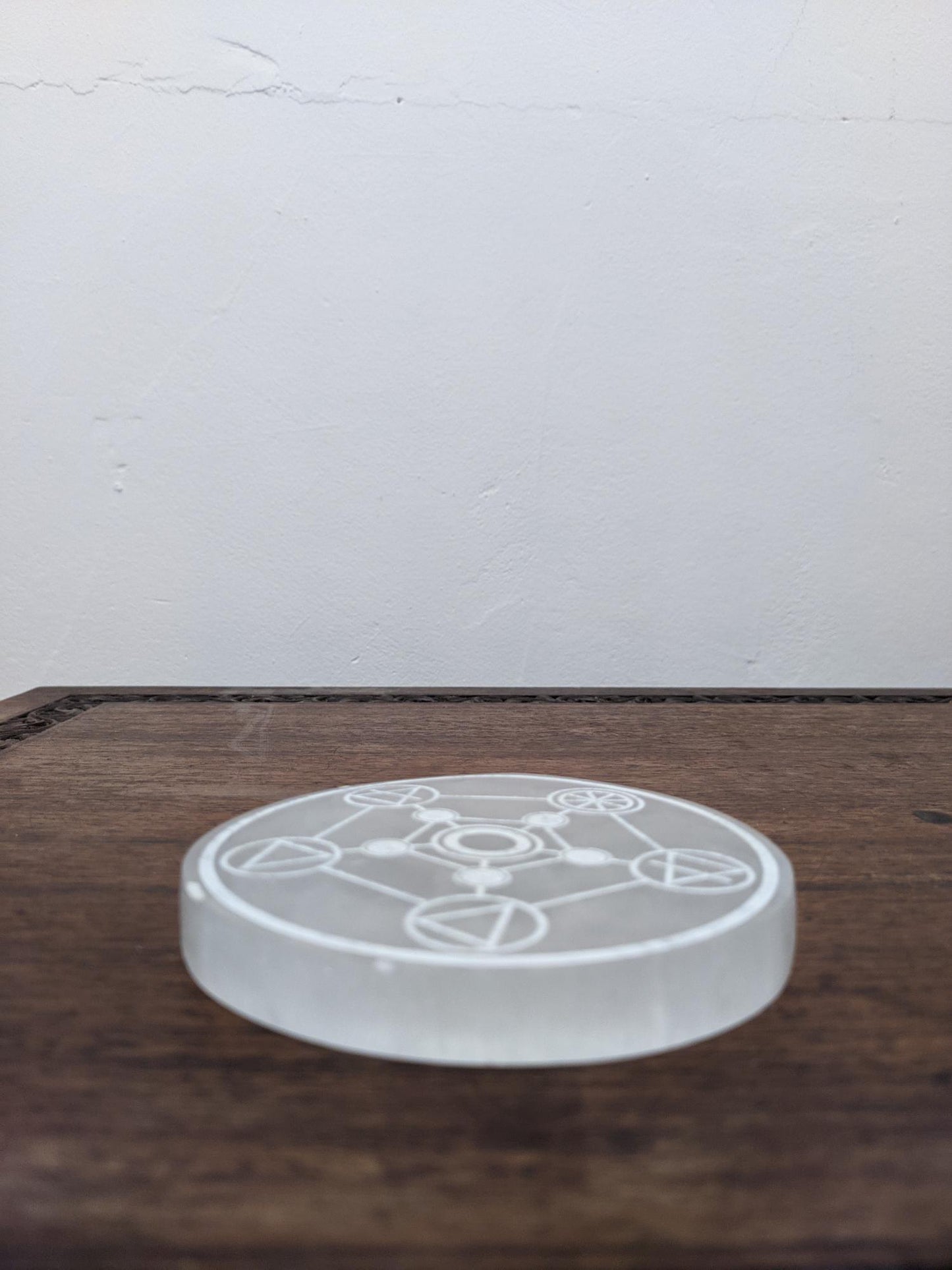 Selenite Crystal Grid and Charging Plate 10cm - Elements